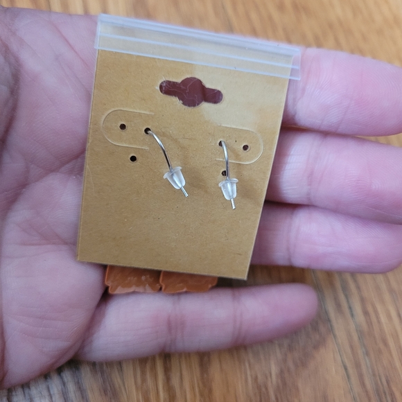 New Gilderoy Lockhart Harry Potter Dangle Earrings - Picture 3 of 5